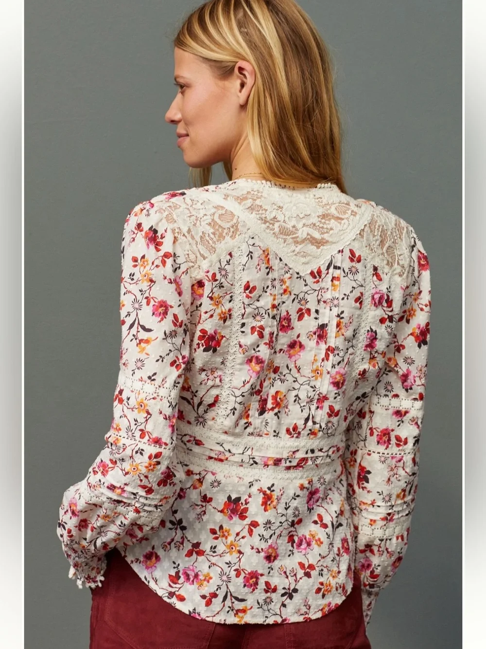 By Anthropologie Puff Sleeve Lace Floral Blouse in Size 2